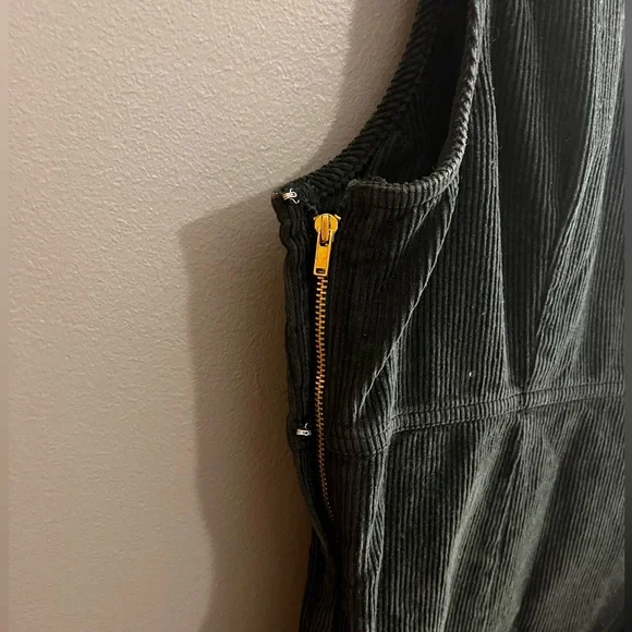 Emerald green corduroy dress - Picture 3 of 4